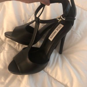 Steve Madden heels, never worn